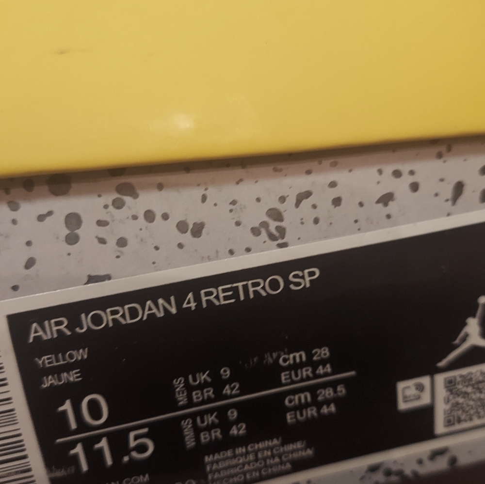 Jordan 4 Lightnings